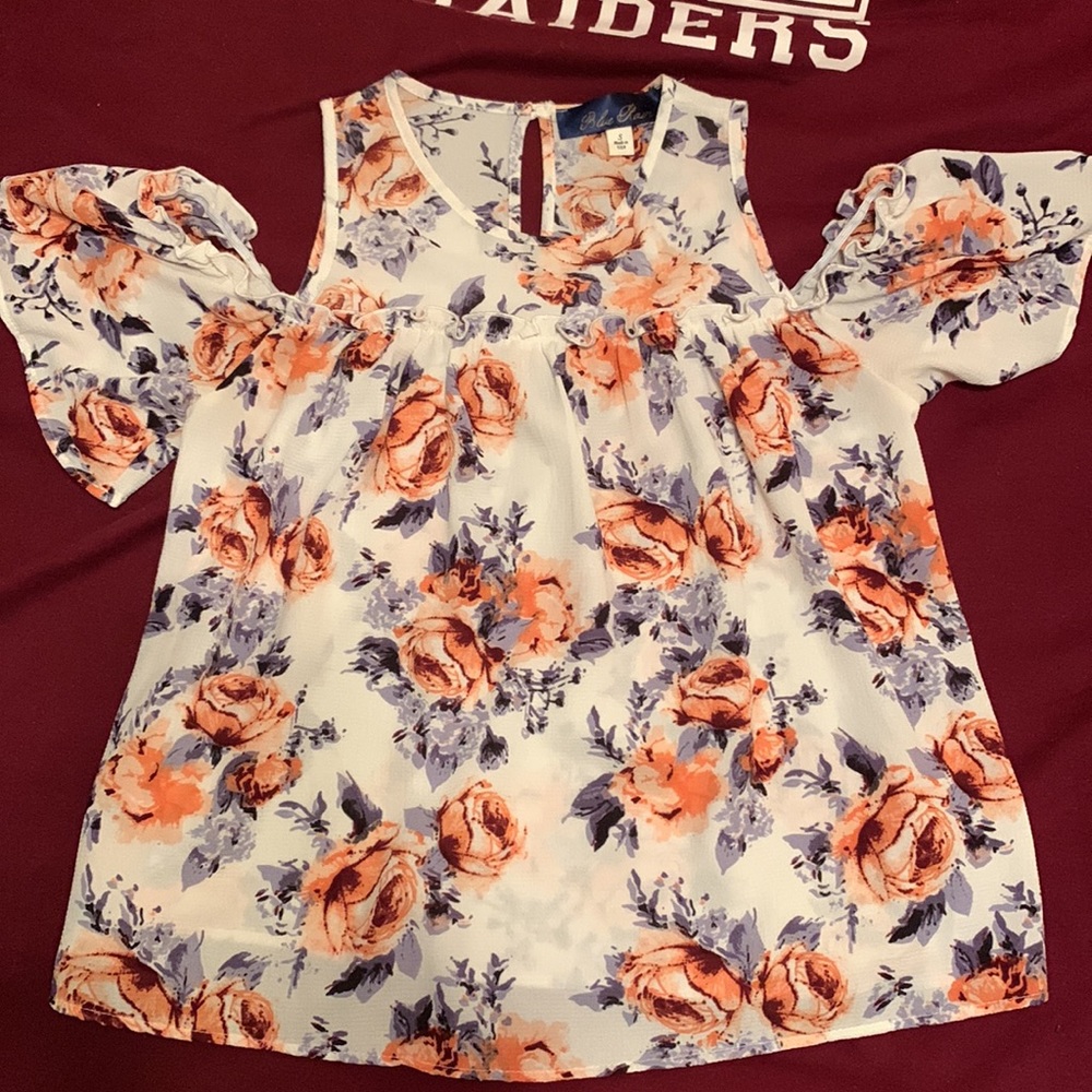 Francescas cold shoulder floral top - Picture 2 of 6